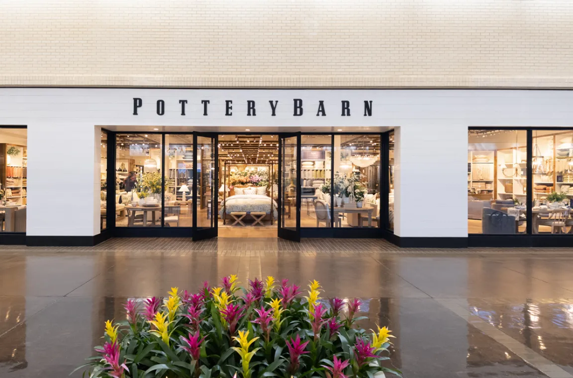 Pottery Barn storefront